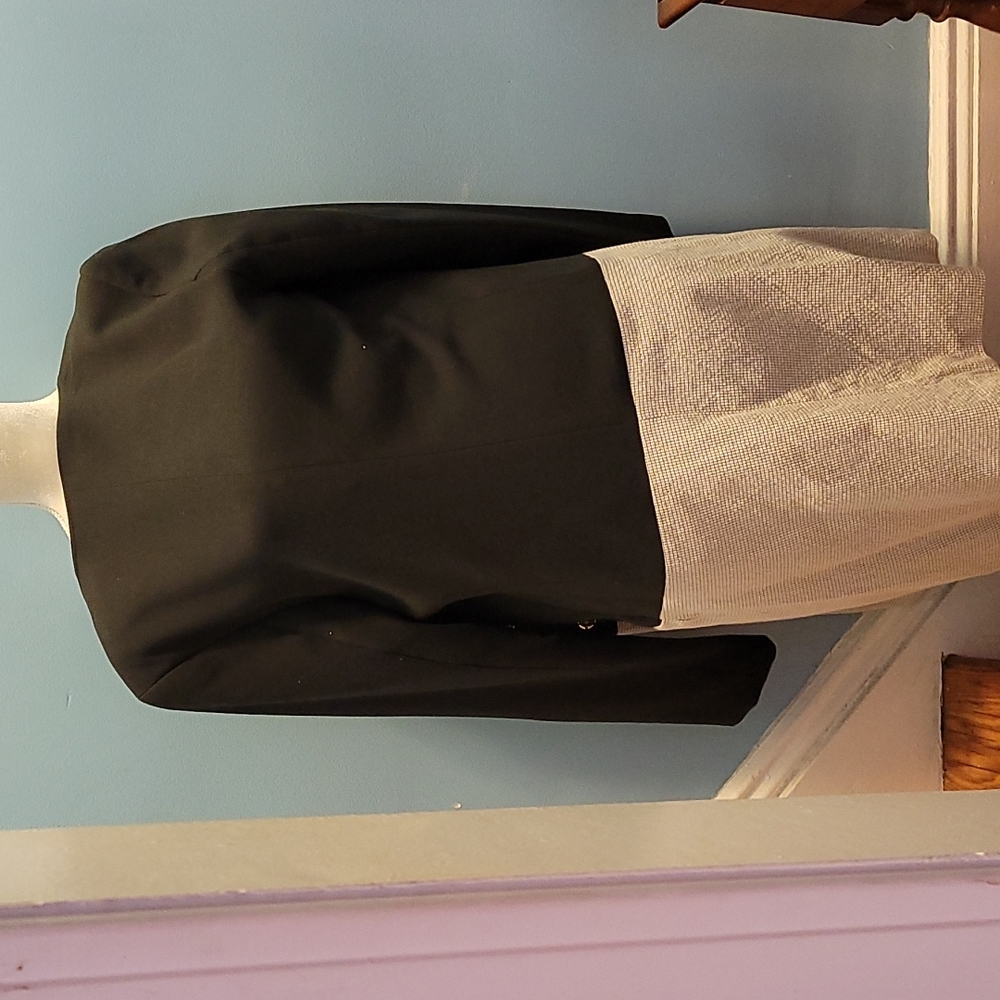 Metaphor Ladies Coat - Picture 2 of 3